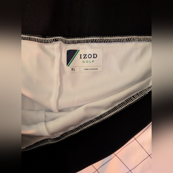 Chic Women's Black and White Skort - Picture 5 of 7